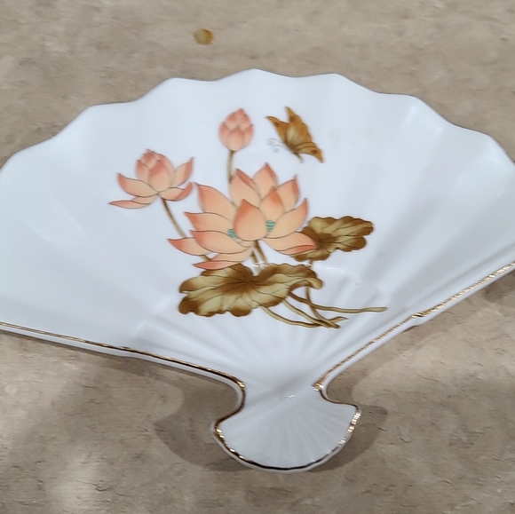 Japanese Fine Ceramic Fan - Picture 1 of 2